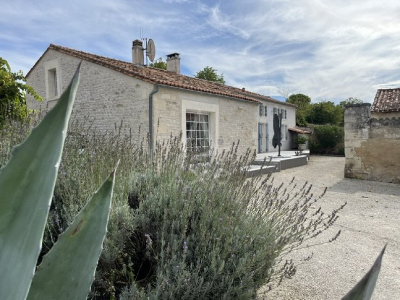 vente Longere Angouleme - Photo 1
