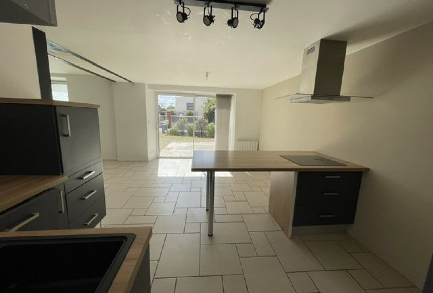 location Maison Les Brouzils - Photo 4
