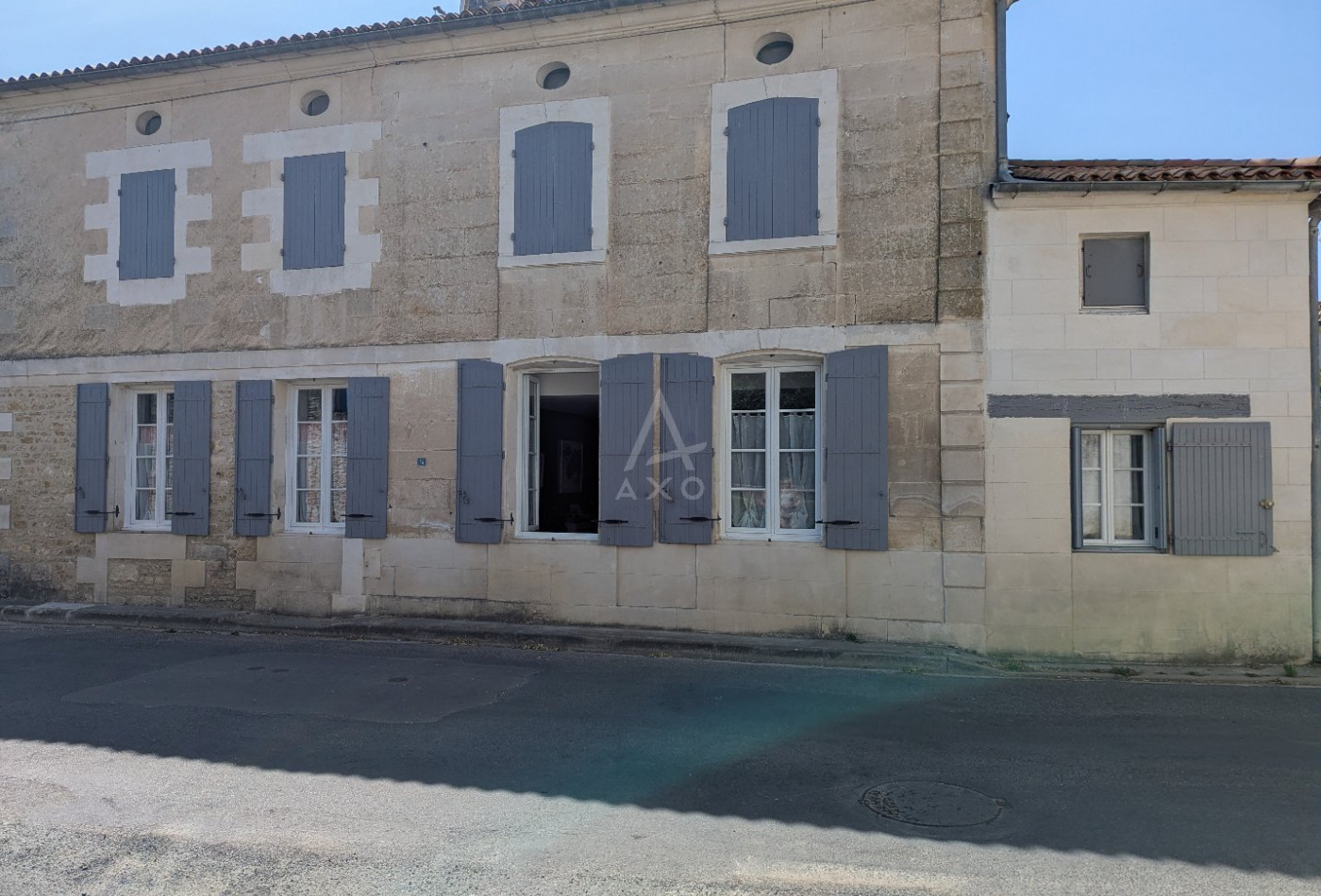 vente Maison en pierre Rioux - Photo 1