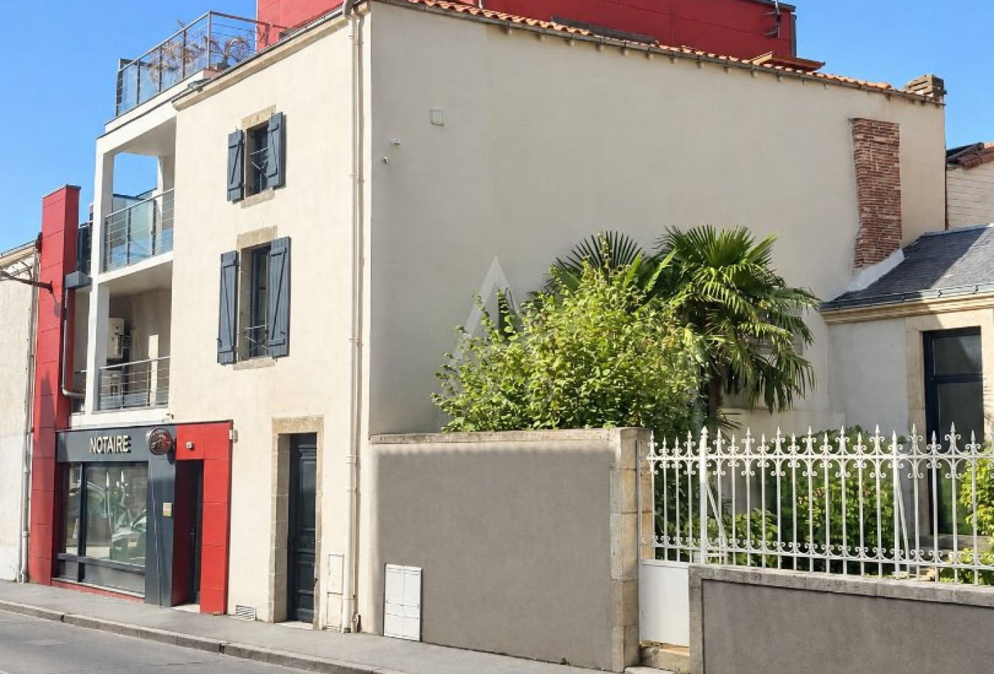 vente Immeuble mixte Les Herbiers - Photo 1