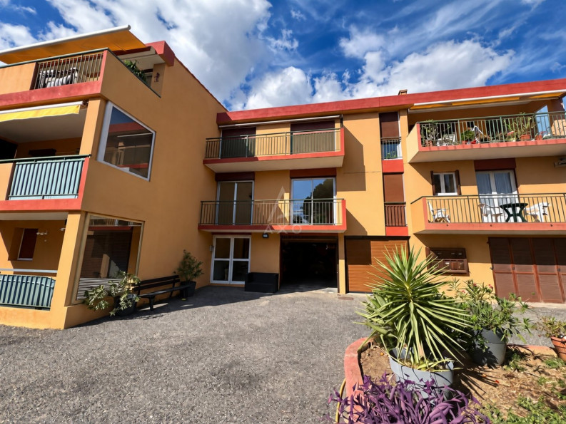 vente Appartement Le Lavandou - Photo 2