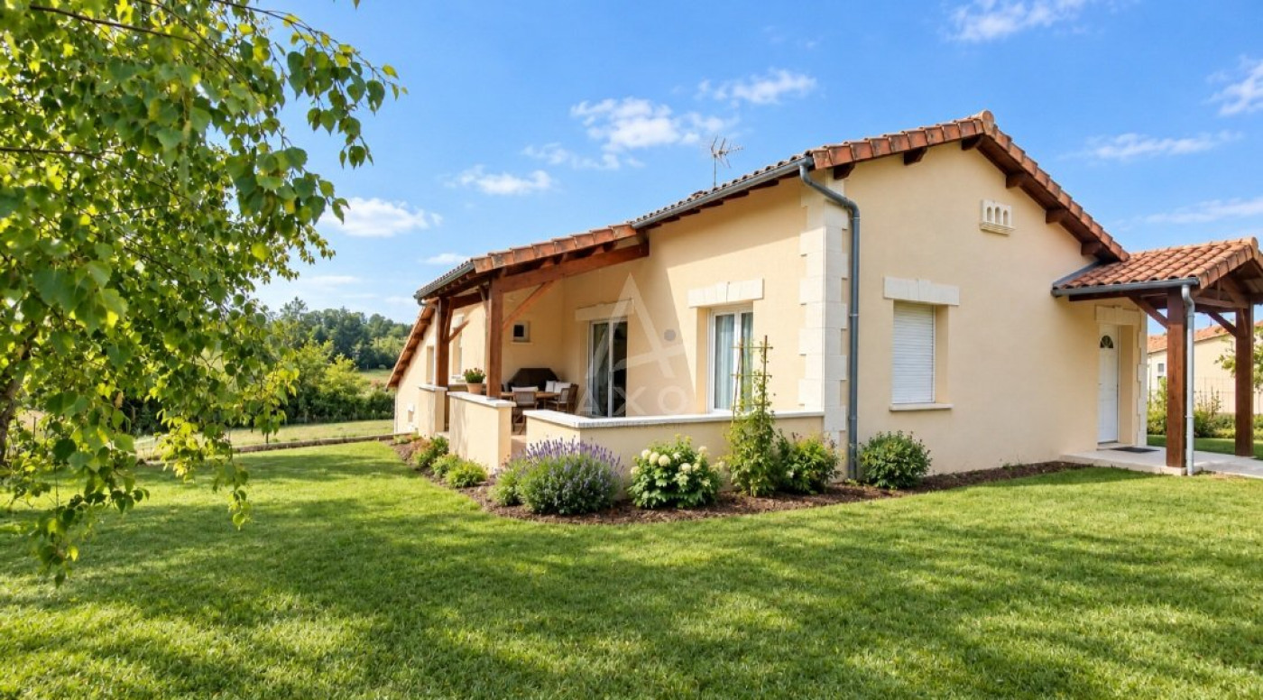vente Maison Montbron - Photo 2
