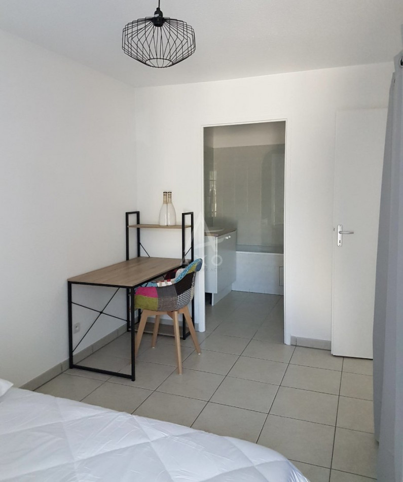location Appartement Angouleme - Photo 10