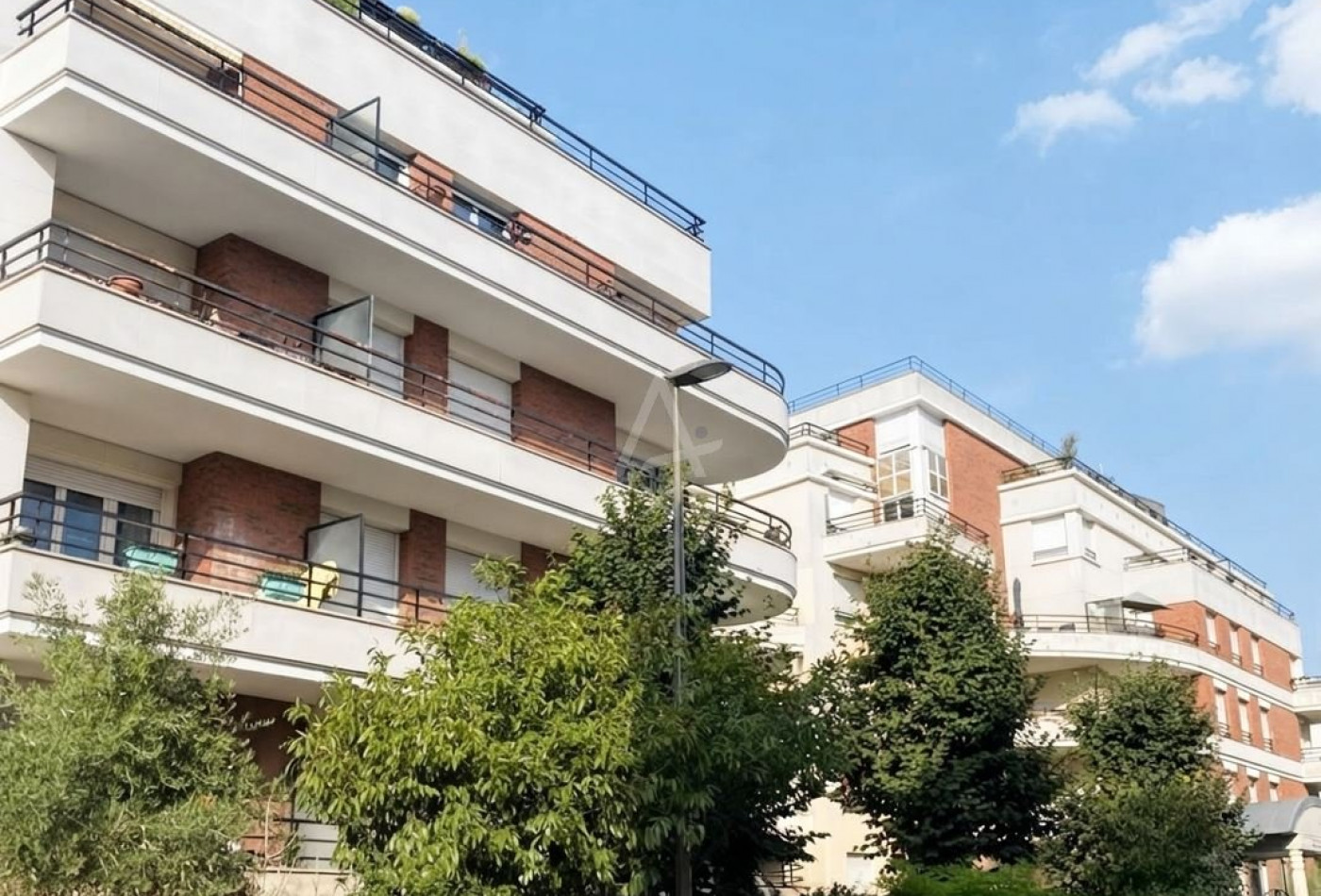 vente Appartement Suresnes - Photo 1