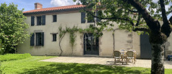 vente Maison et dépendances Les Brouzils