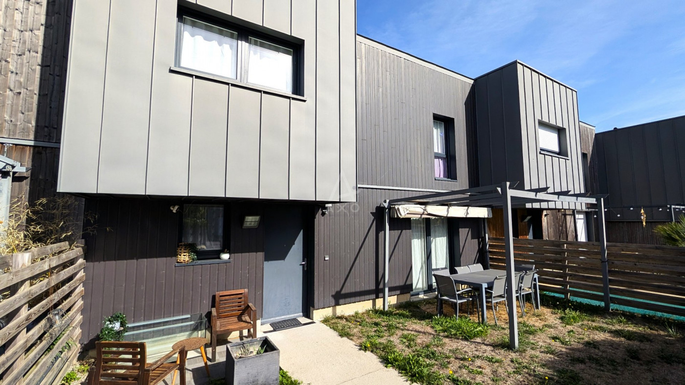 vente Maison Bourgbarre - Photo 1