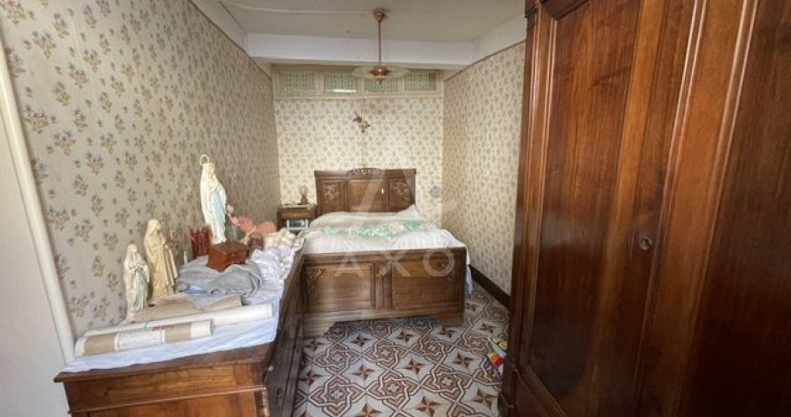 vente Maison de village Saint Saturnin De Lucian