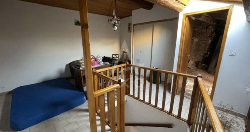 vente Maison de village Saint Saturnin De Lucian