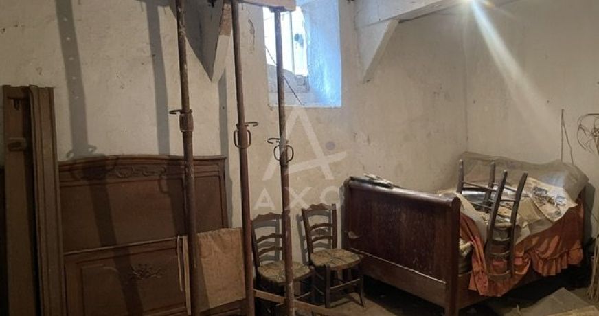 vente Maison de village Saint Saturnin De Lucian