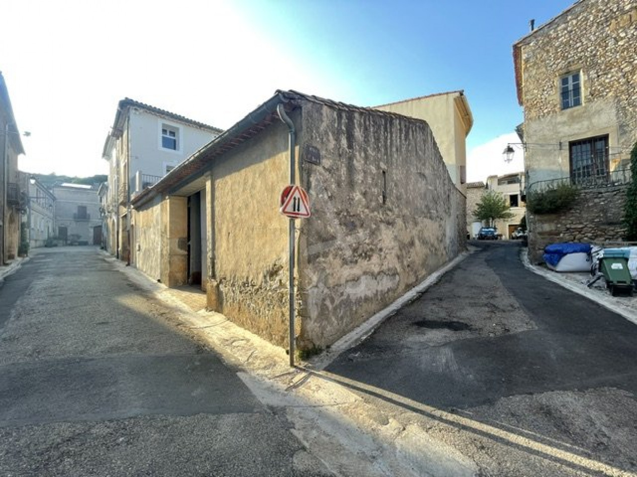 vente Remise en pierre Saint Saturnin De Lucian - Photo 1