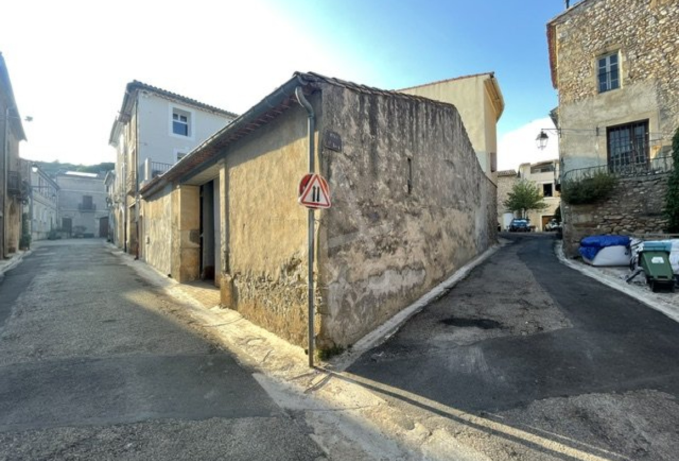 vente Remise en pierre Saint Saturnin De Lucian - Photo 1