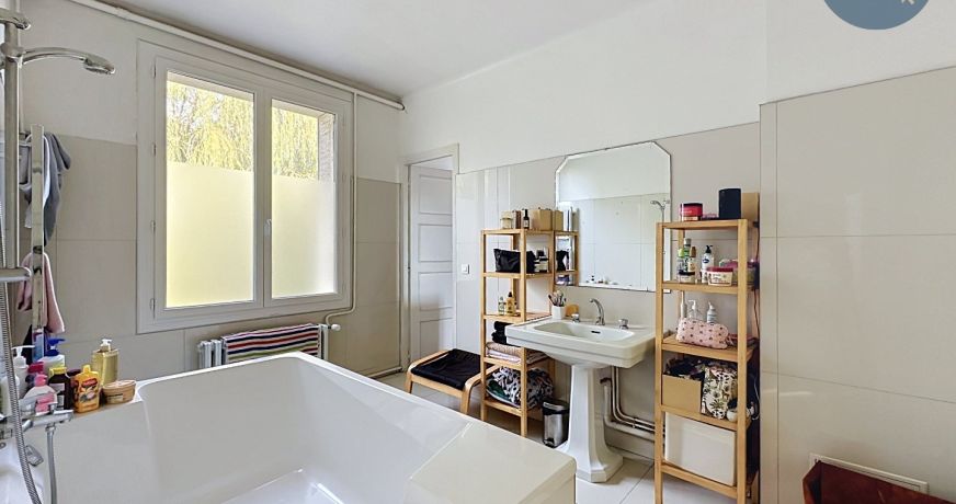 vente Villa La Loupe