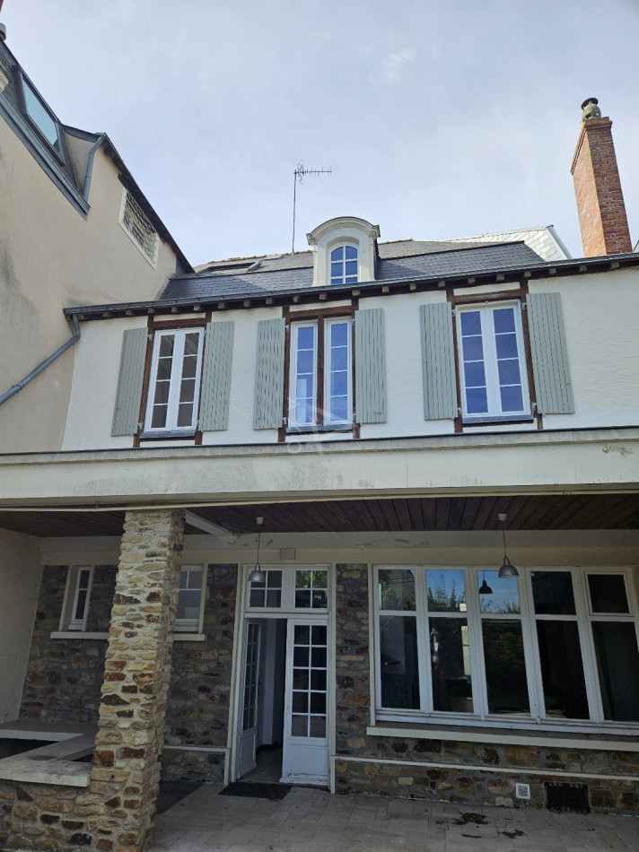 location Maison bourgeoise Le Lion D'angers - Photo 1