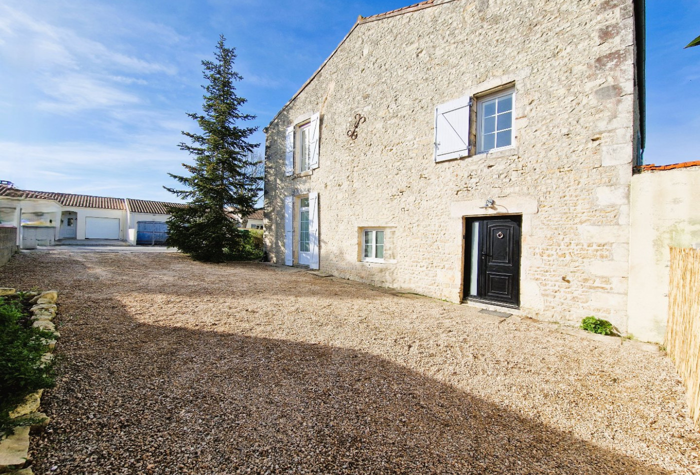 vente Maison Angliers - Photo 9