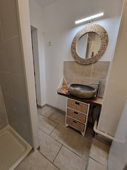 location Appartement rénové Longeville Sur Mer - Photo 5