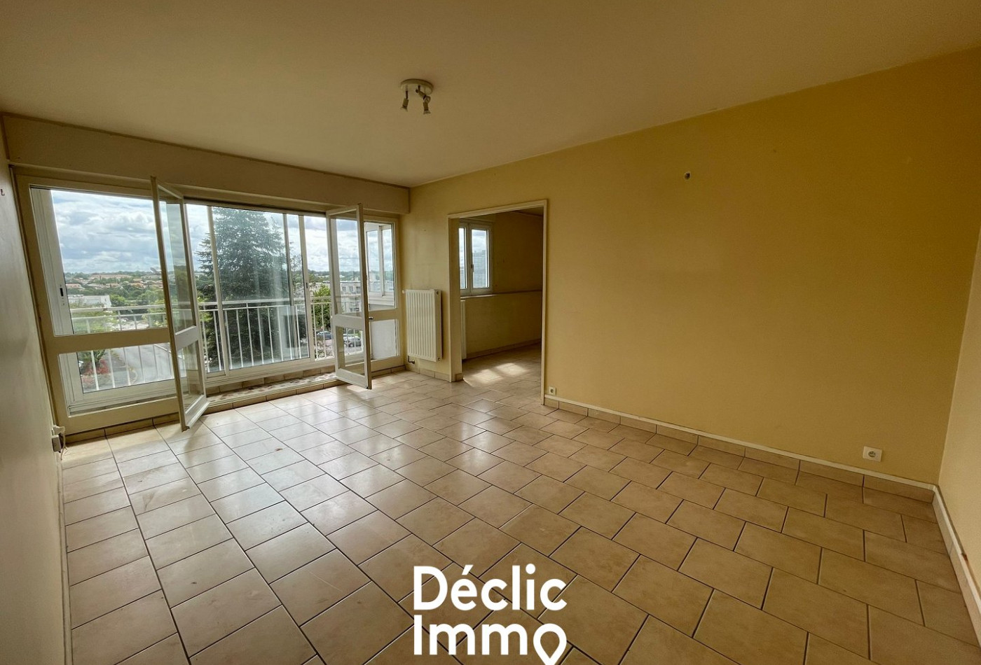 vente Appartement en résidence La Roche Sur Yon - Photo 3