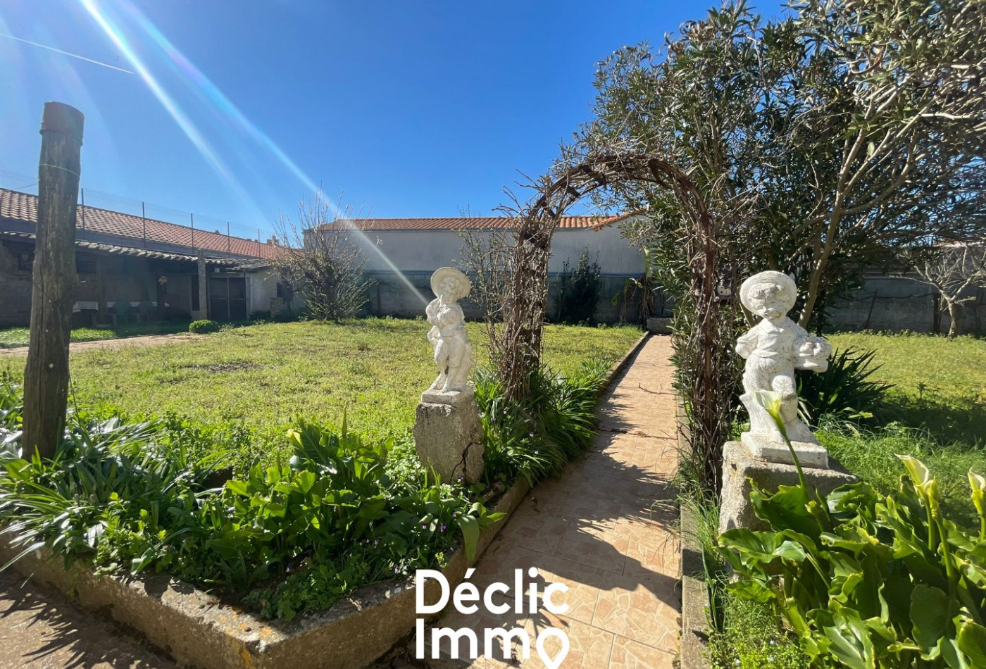 vente Maison Lucon - Photo 1