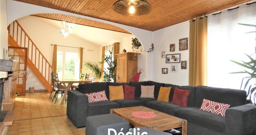 vente Ensemble immobilier La Ferriere