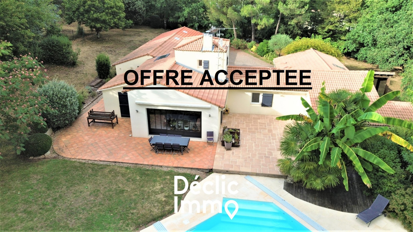 vente Maison individuelle Moutiers Les Mauxfaits - Photo 1