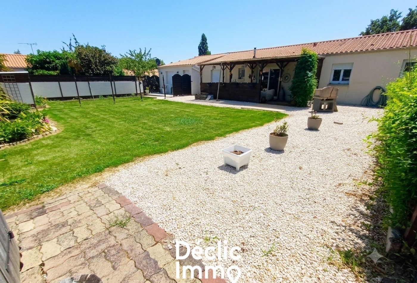vente Maison et dépendances La Mothe Achard - Photo 1