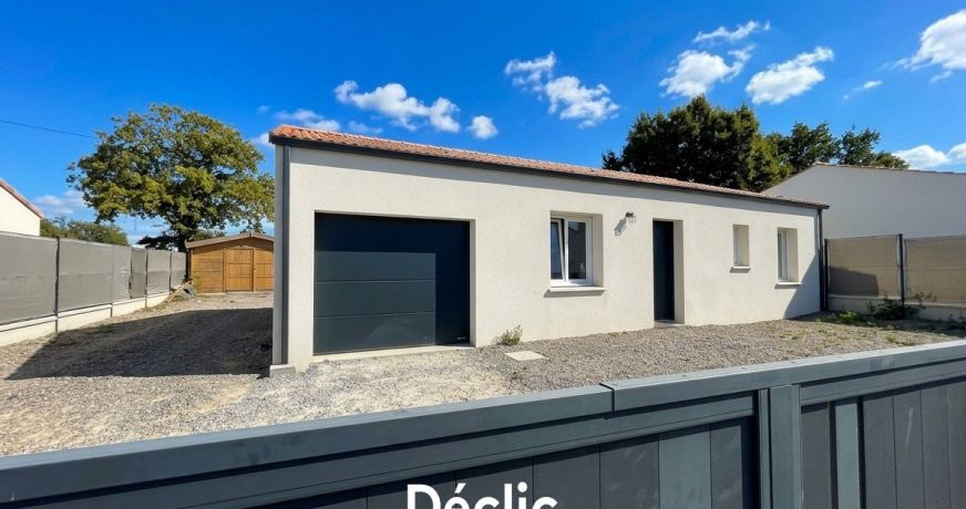 vente Maison individuelle Saint Avaugourd Des Landes