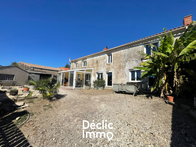 vente Maison en pierre Curzon - Photo 2