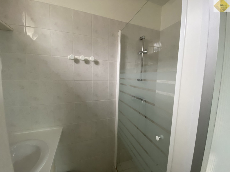 en location saisonnière Appartement La Roche Posay - Photo 6