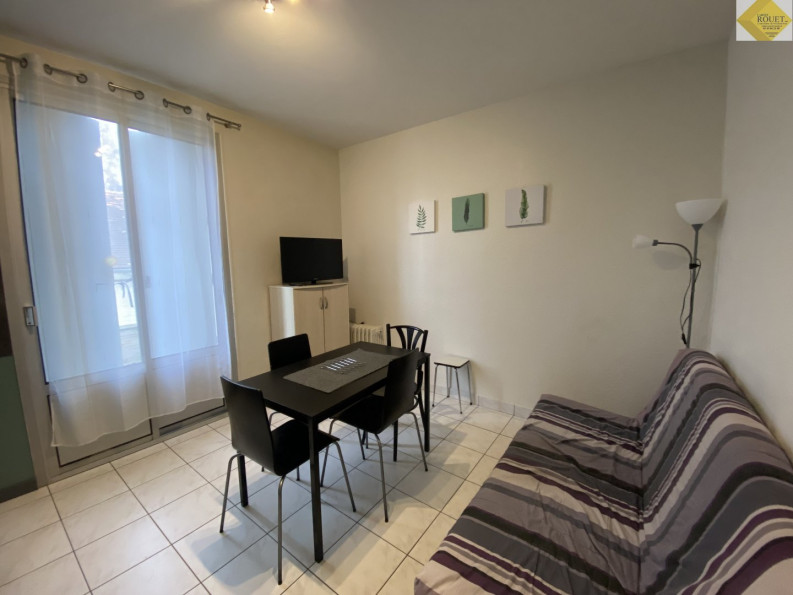 en location saisonnière Appartement La Roche Posay - Photo 2