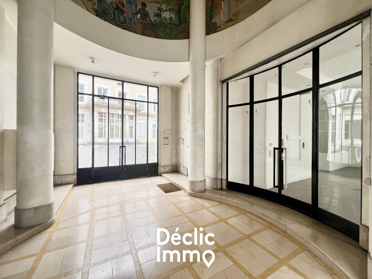 vente Local commercial Poitiers - Photo 3