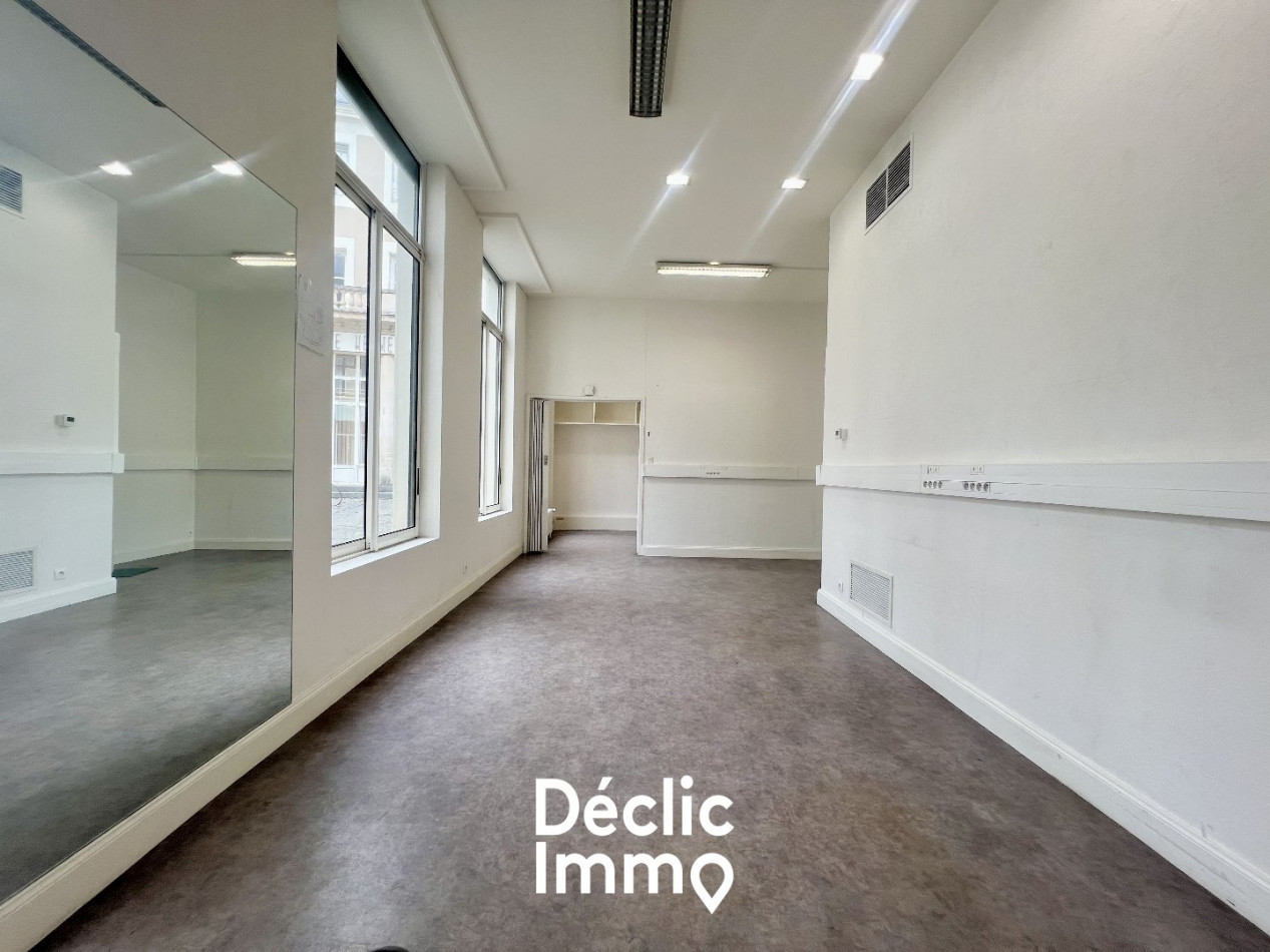 vente Local commercial Poitiers - Photo 7