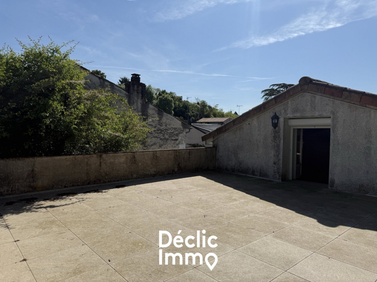 vente Maison et dépendances Iteuil - Photo 11