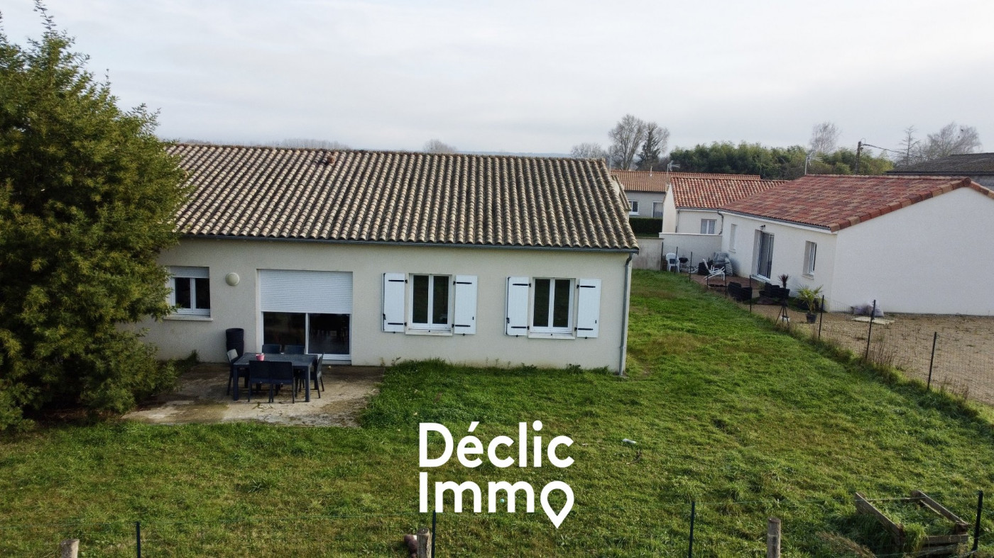 vente Maison individuelle Ouzilly - Photo 9