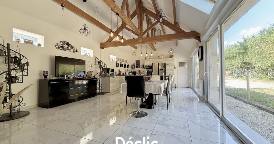 vente Maison en pierre Champigny En Rochereau