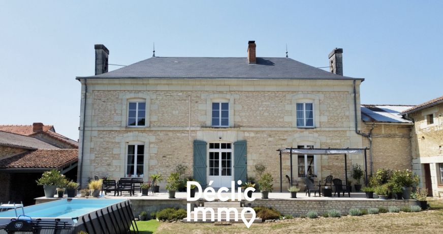 vente Maison bourgeoise Coussay