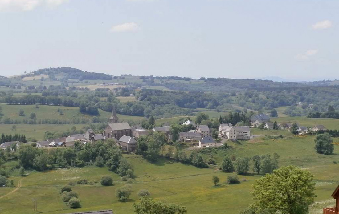 en location saisonnière Chalet en bois Chastreix - Photo 6