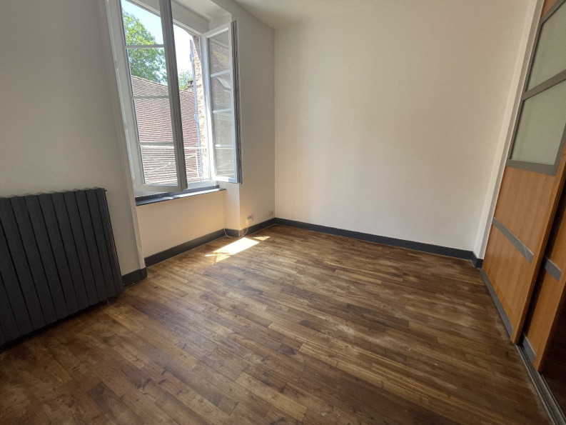 location Appartement Saint Yrieix La Perche - Photo 2