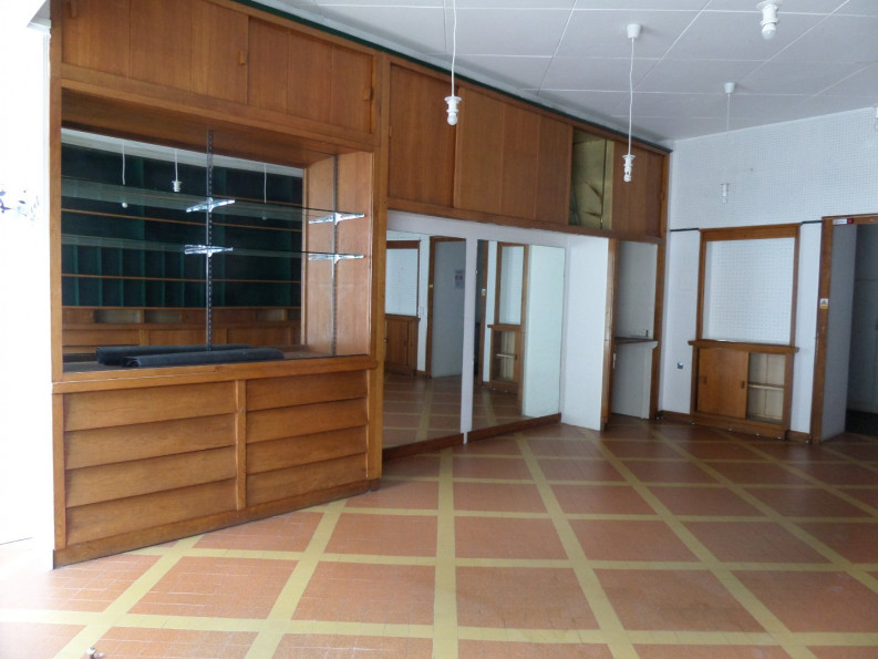 location Local commercial Saint Yrieix La Perche - Photo 4
