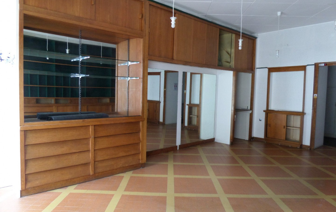 location Local commercial Saint Yrieix La Perche - Photo 4