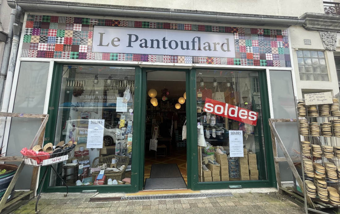 location Local commercial Saint Yrieix La Perche - Photo 2