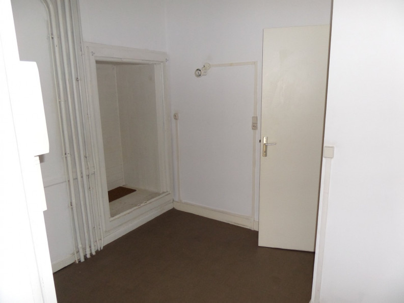 location Local commercial Saint Yrieix La Perche - Photo 3