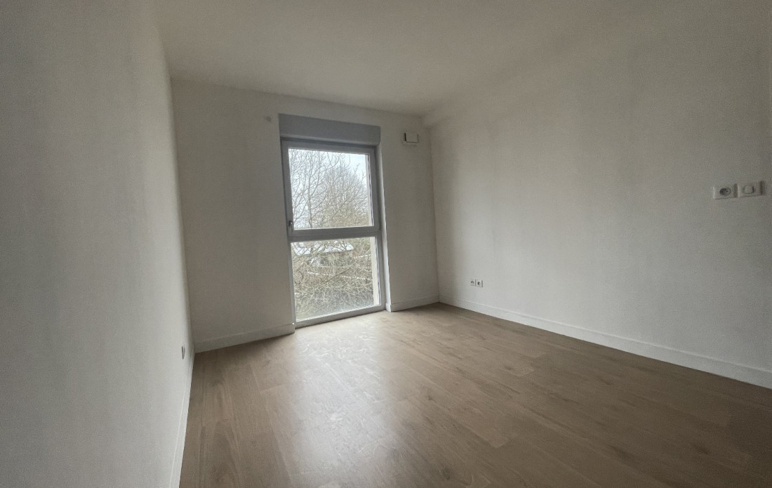 vente Appartement en résidence Saint Yrieix La Perche - Photo 4