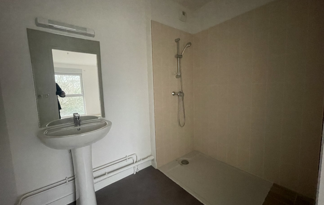 vente Appartement en résidence Saint Yrieix La Perche - Photo 5