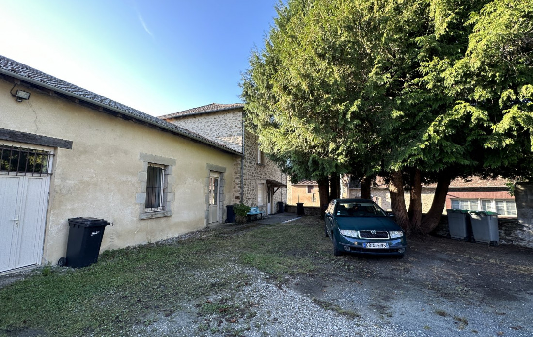 vente Immeuble de rapport Chalus - Photo 3