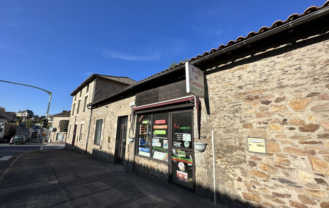 vente Immeuble de rapport Chalus - Photo 1