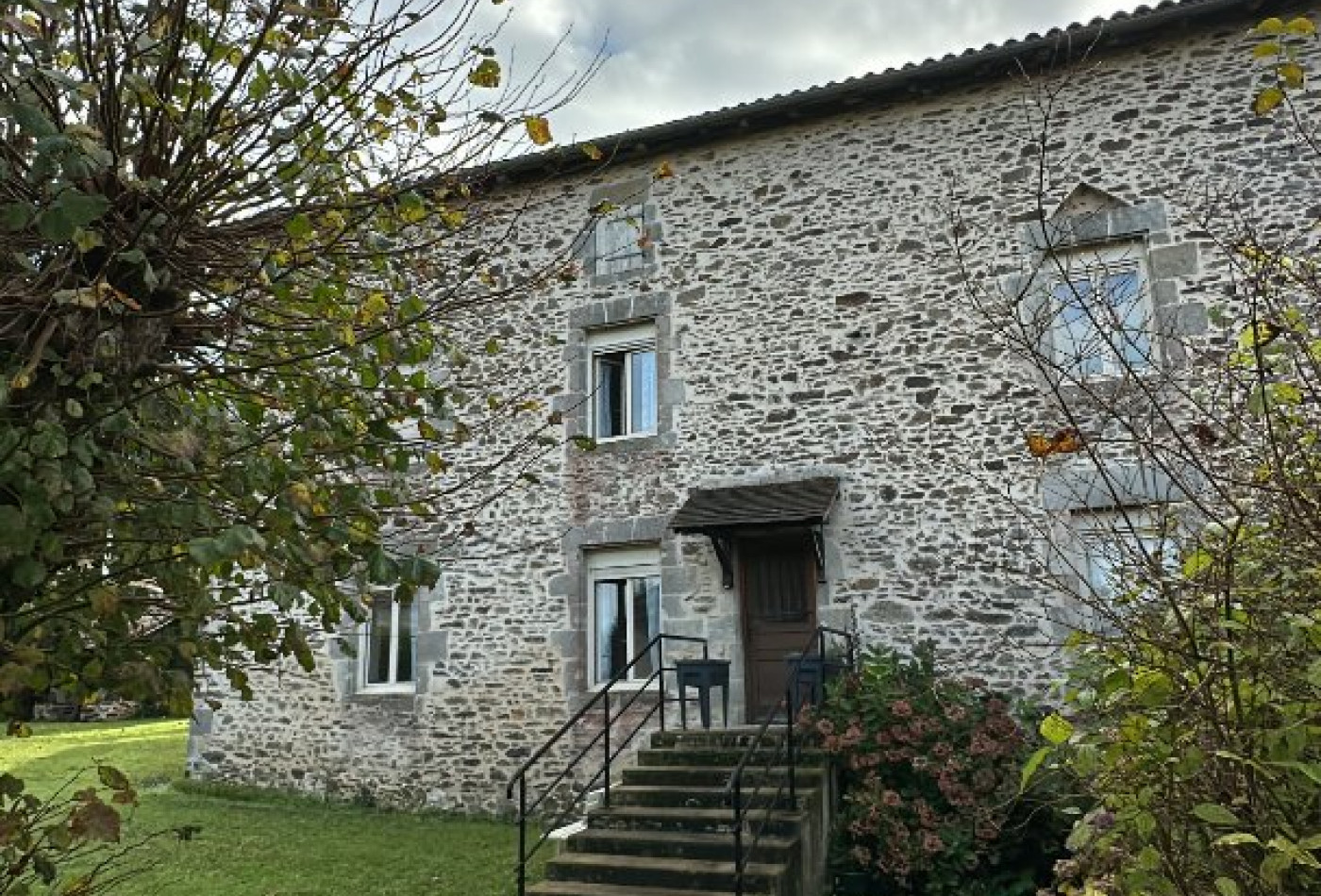 vente Maison de caractère Chalus - Photo 1