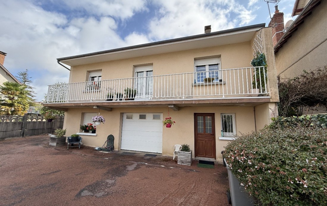 vente Maison individuelle Saint Yrieix La Perche - Photo 1