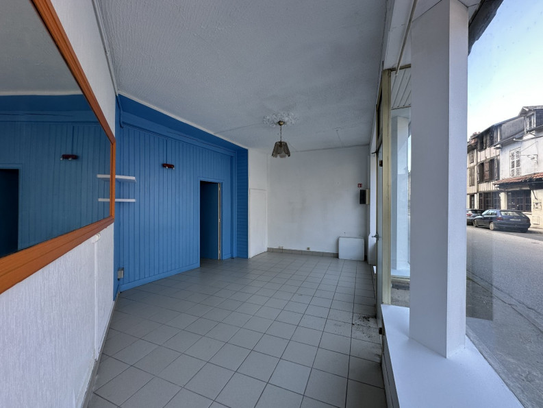 vente Immeuble Saint Yrieix La Perche - Photo 2