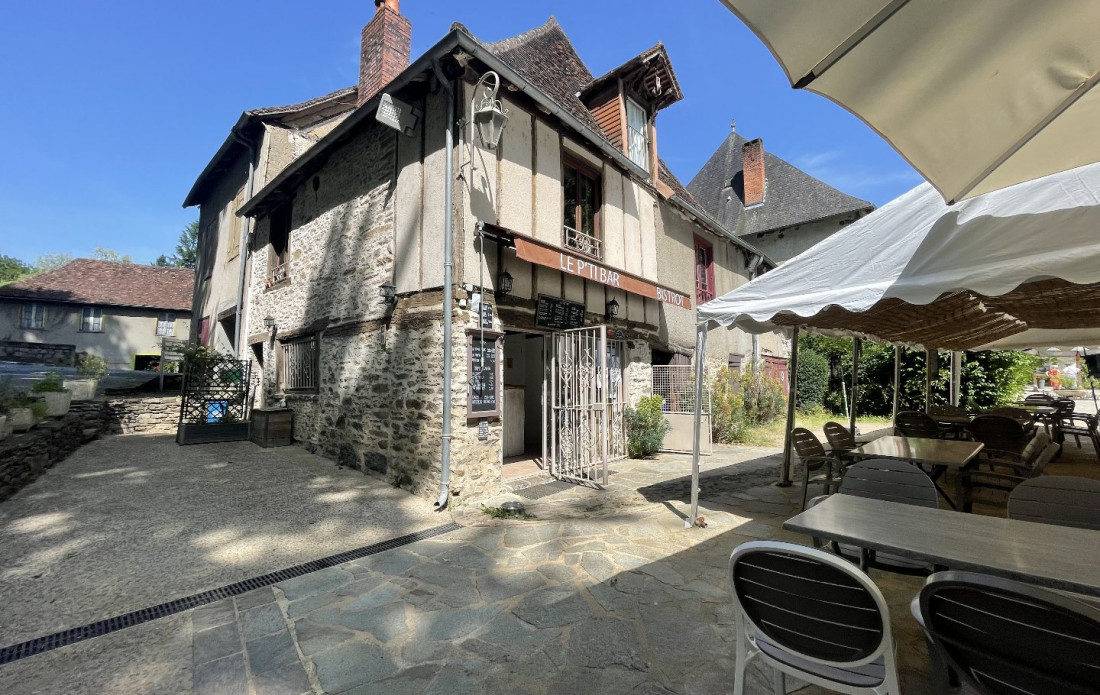 vente Immeuble commercial Segur Le Chateau - Photo 1