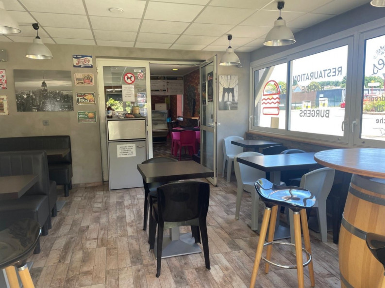 location Local commercial Saint Yrieix La Perche - Photo 3