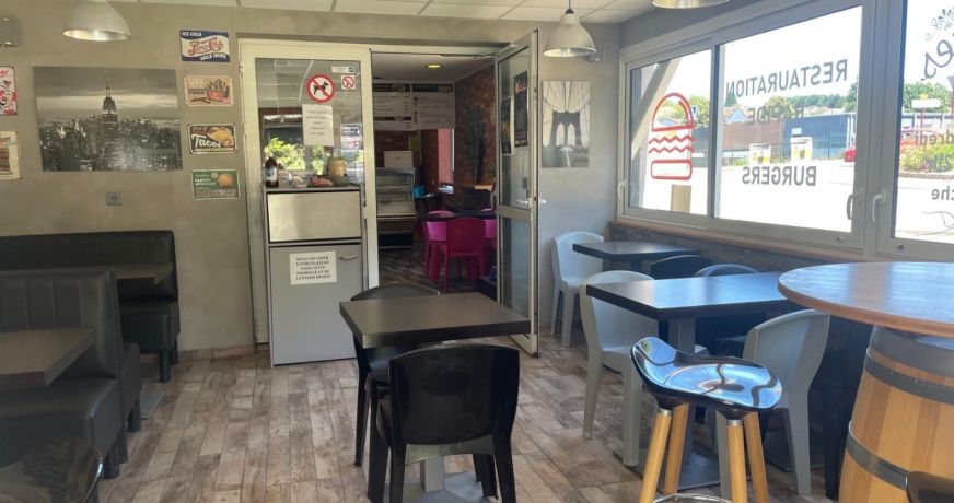 location Local commercial Saint Yrieix La Perche